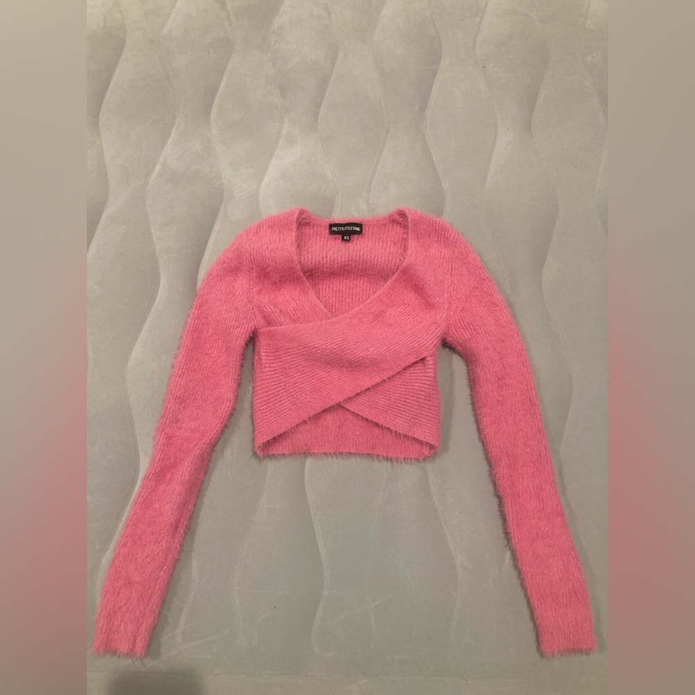 Prettylittlething Fuzzy Pink Crop Top XS